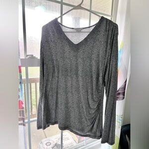 Women’s Liz Claiborne Black & White V-Neck Long Sleeve Top
